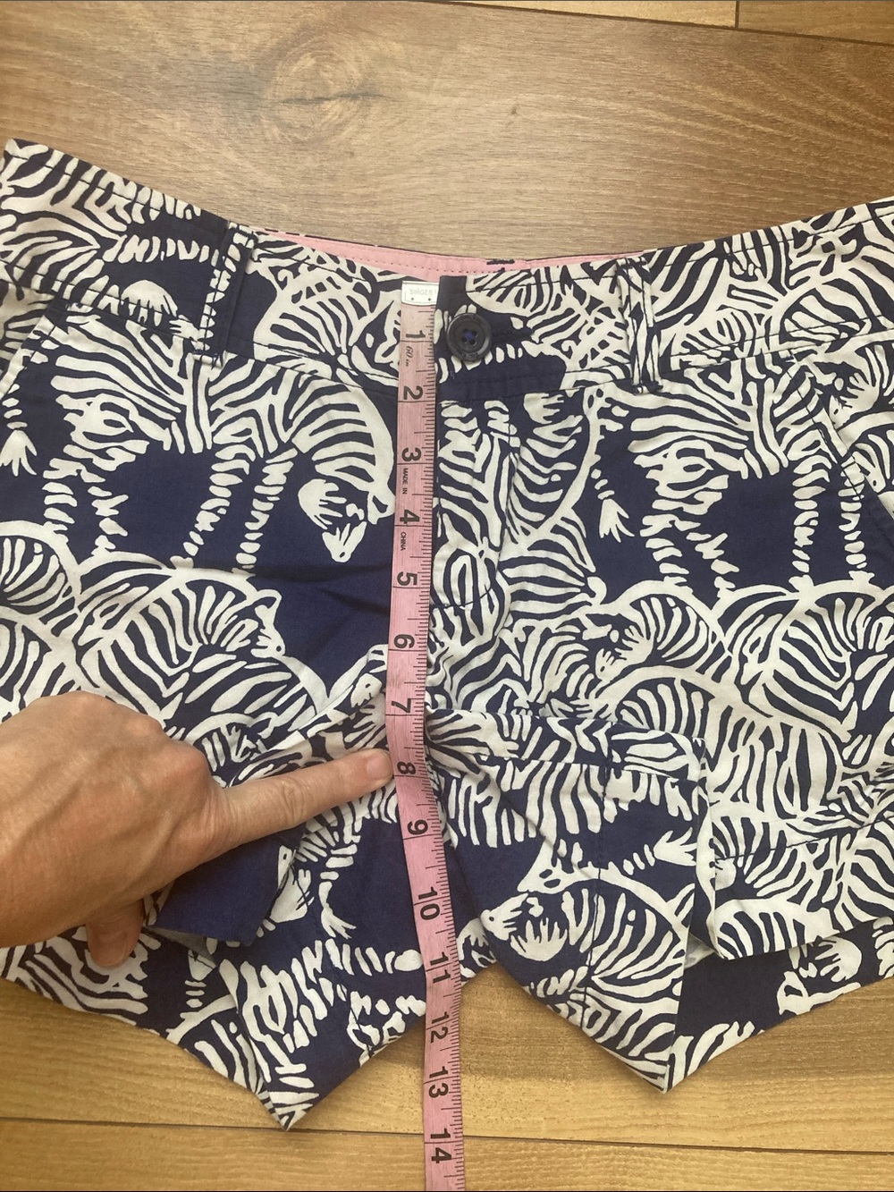Lilly Pulitzer Zebra Print Callahan Shorts 4.5” - Picture 8 of 10